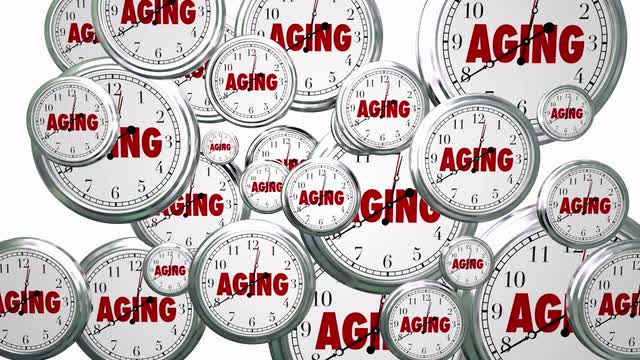 aging-time-passing-flying-clocks-animated-video_4kowkuu6__M0000